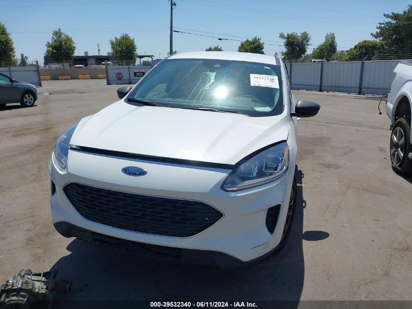 2022 Ford Escape Se VIN: 1FMCU9G66NUA60683 Lot: 39532340