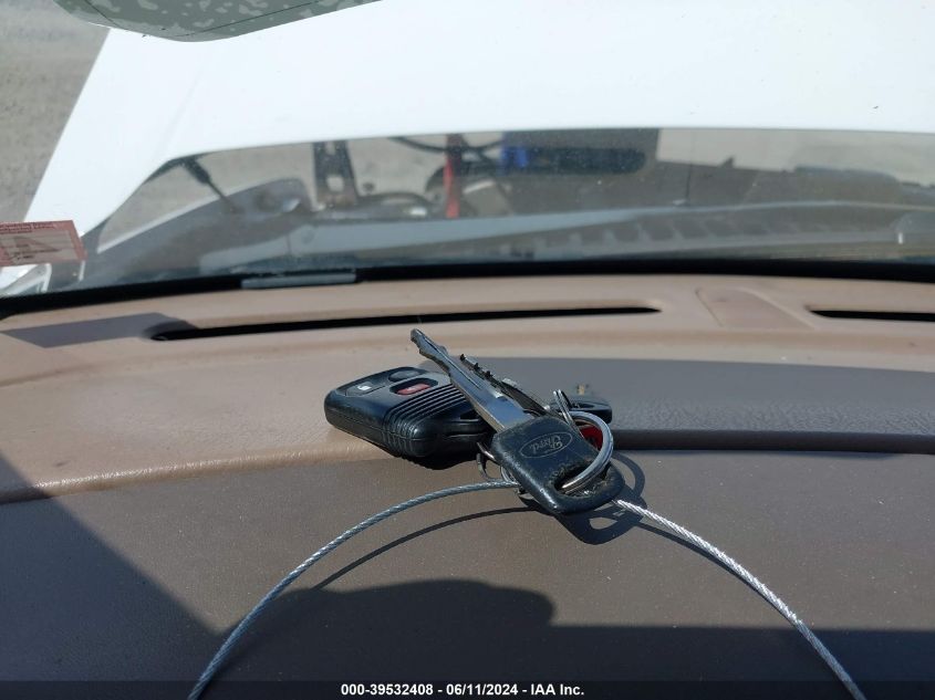 1999 Ford F-350 Lariat/Xl/Xlt VIN: 1FTWW33F7XEB46838 Lot: 39532408