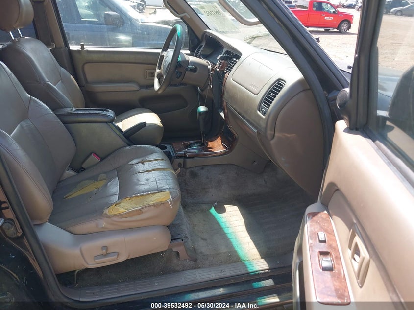 2000 Toyota 4Runner Limited V6 VIN: JT3GN87R4Y0167707 Lot: 39532492