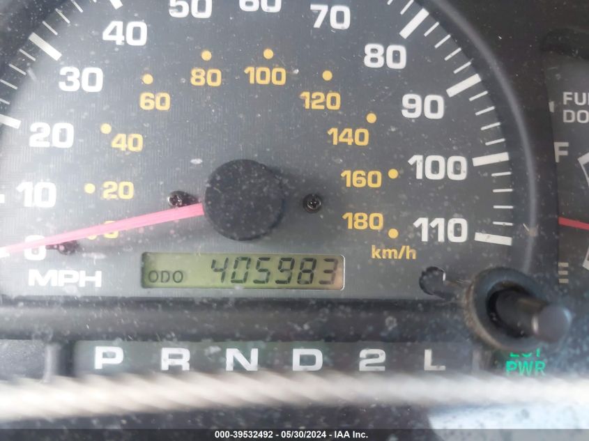 2000 Toyota 4Runner Limited V6 VIN: JT3GN87R4Y0167707 Lot: 39532492