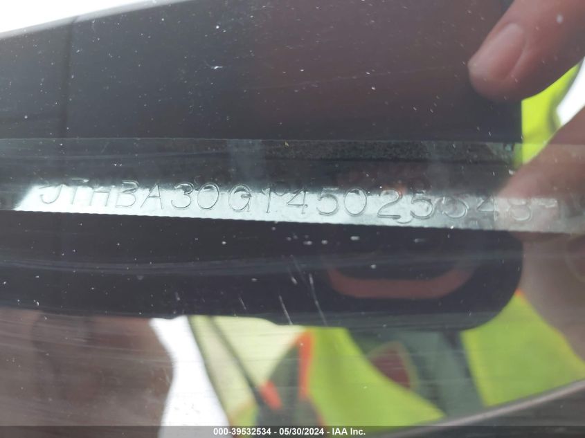 2004 Lexus Es 330 VIN: JTHBA30G145025548 Lot: 39532534