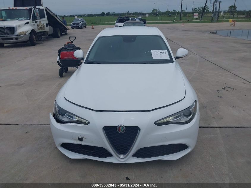 2017 Alfa Romeo Giulia Rwd VIN: ZARFAEBN2H7553951 Lot: 39532843