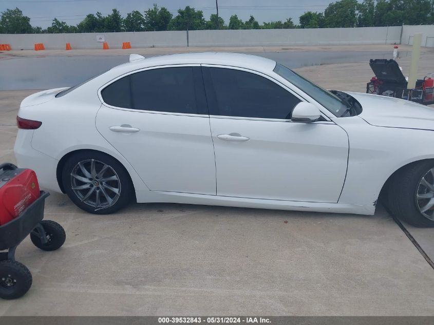 2017 Alfa Romeo Giulia Rwd VIN: ZARFAEBN2H7553951 Lot: 39532843