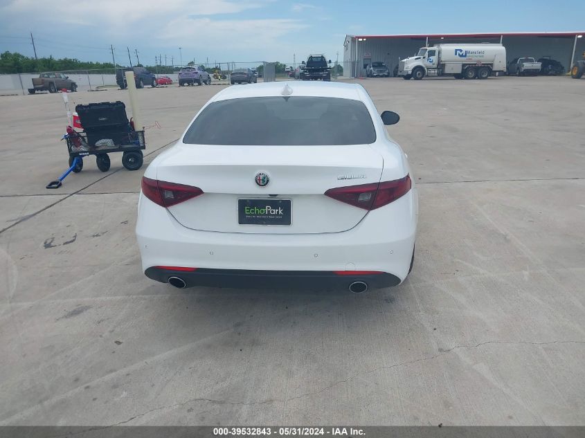 2017 Alfa Romeo Giulia Rwd VIN: ZARFAEBN2H7553951 Lot: 39532843