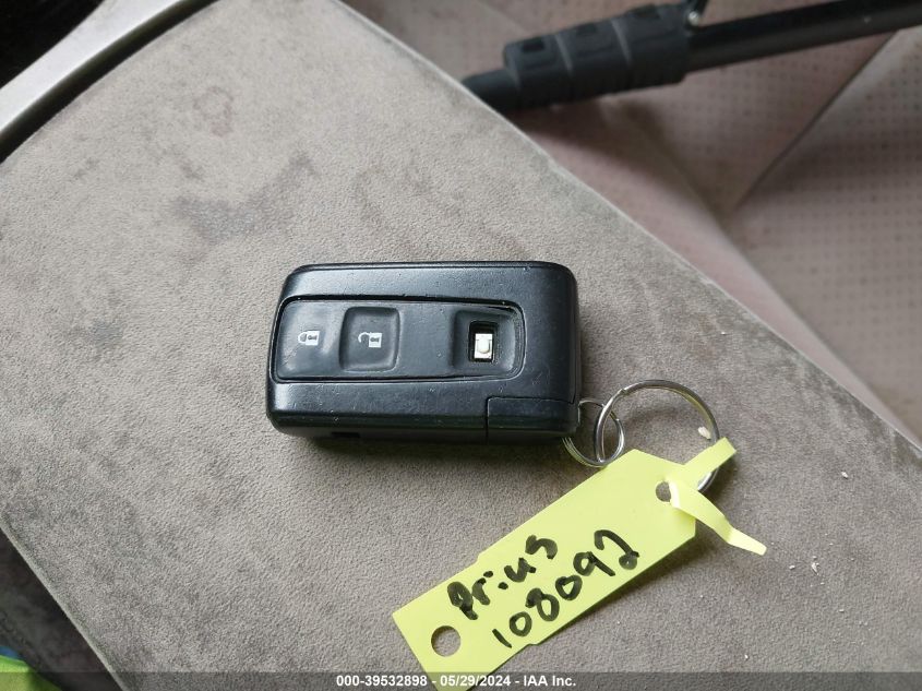 2005 Toyota Prius VIN: JTDKB20U357053419 Lot: 39532898