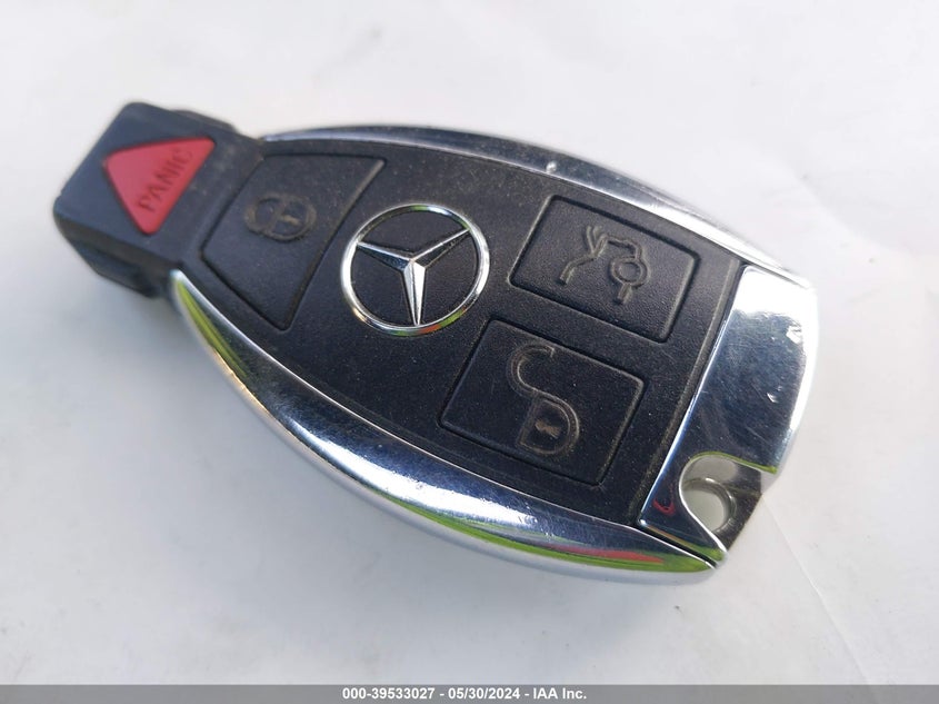 2012 Mercedes-Benz C 250 Luxury/Sport VIN: WDDGF4HB2CR207800 Lot: 39533027