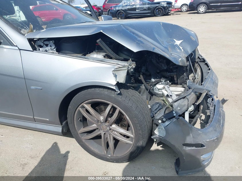 2012 Mercedes-Benz C 250 Luxury/Sport VIN: WDDGF4HB2CR207800 Lot: 39533027