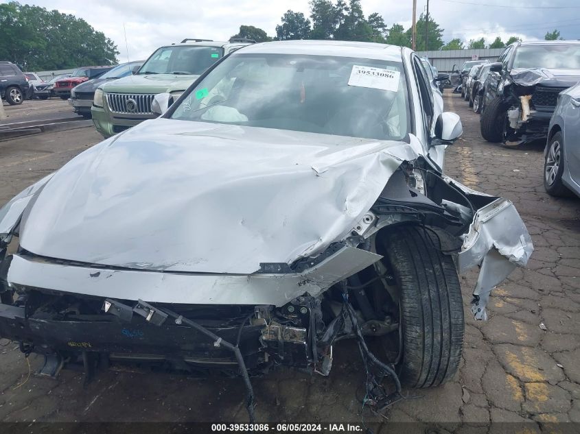 2018 Infiniti Q50 3.0T Luxe VIN: JN1EV7AP3JM353714 Lot: 39533086