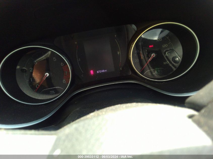 2018 Jeep Compass Latitude 4X4 VIN: 3C4NJDBB0JT270472 Lot: 39533112