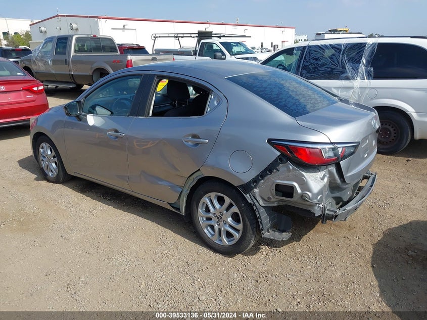 2016 Scion Ia VIN: 3MYDLBZV3GY122047 Lot: 39533136