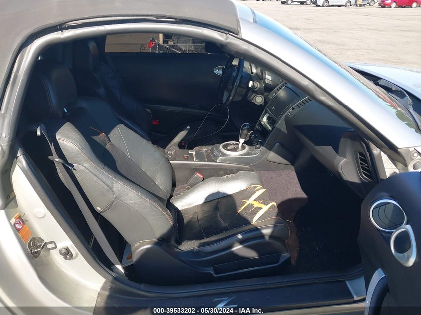 2005 Nissan 350Z Touring VIN: JN1AZ36A25M753950 Lot: 39533202