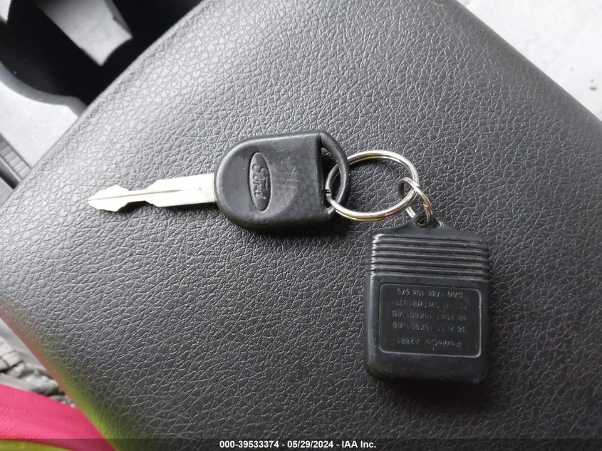 2007 Ford Mustang V6 Deluxe/V6 Premium VIN: 1ZVFT80N475344694 Lot: 39533374