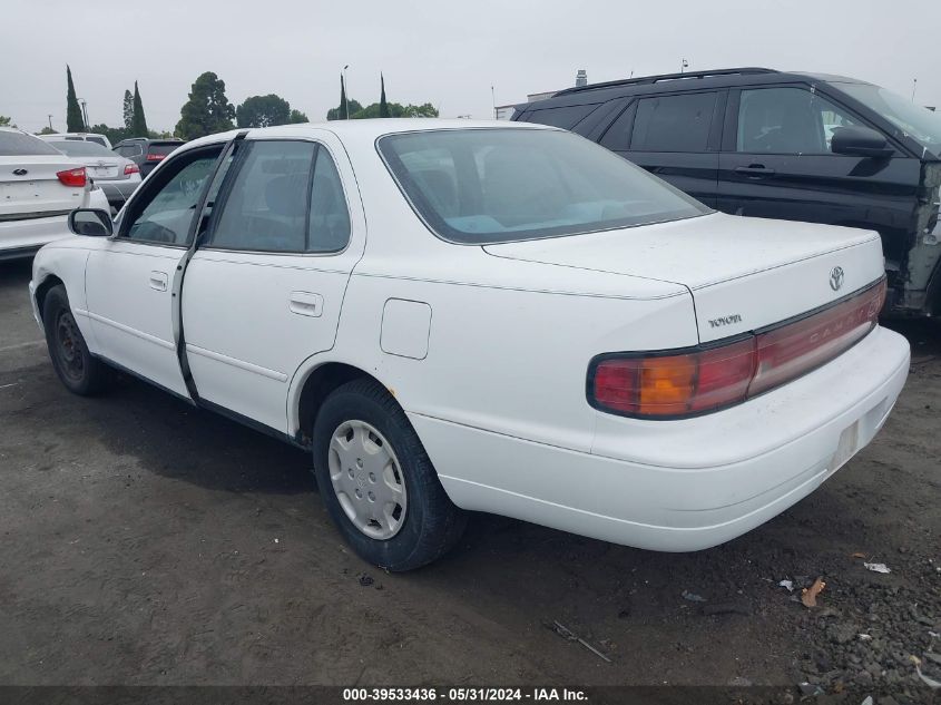 1992 Toyota Camry Le VIN: 4T1SK12E2NU013183 Lot: 39533436