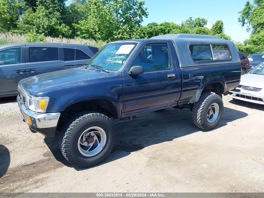 1991 Toyota Pickup 1/2 Ton Sht Wheelbase Dlx VIN: JT4VN01D6M2010552 Lot: 39533515