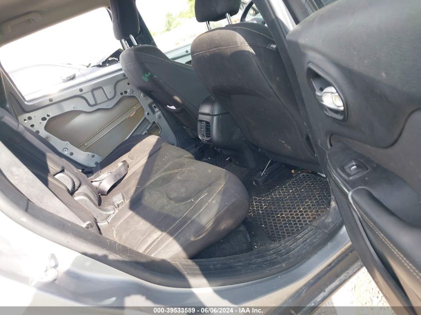 2016 Jeep Cherokee Latitude VIN: 1C4PJMCB4GW133447 Lot: 39533589