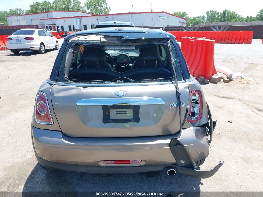 2013 Mini Hardtop Cooper VIN: WMWSU3C55DT691128 Lot: 39533747