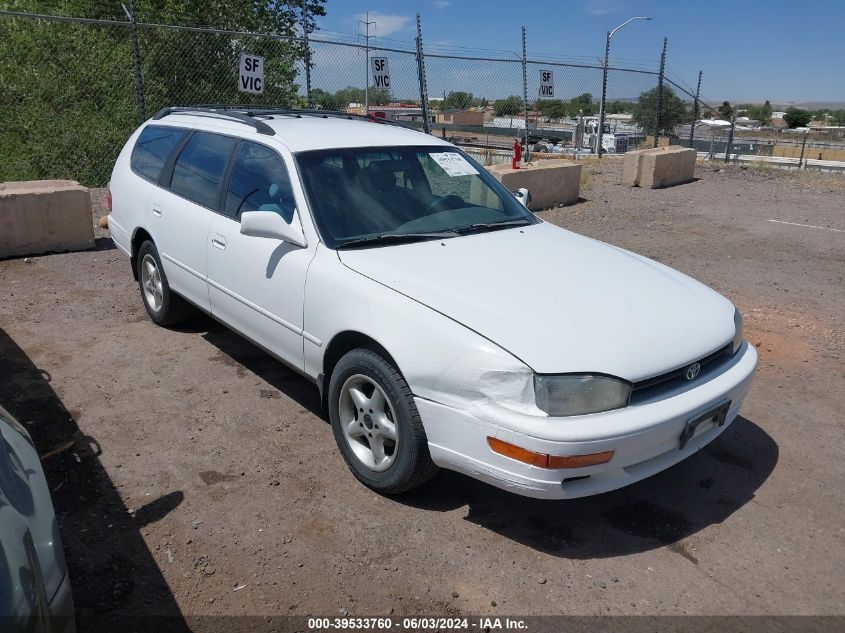 1992 Toyota Camry Le VIN: 4T1SK12W4NU102293 Lot: 39533760