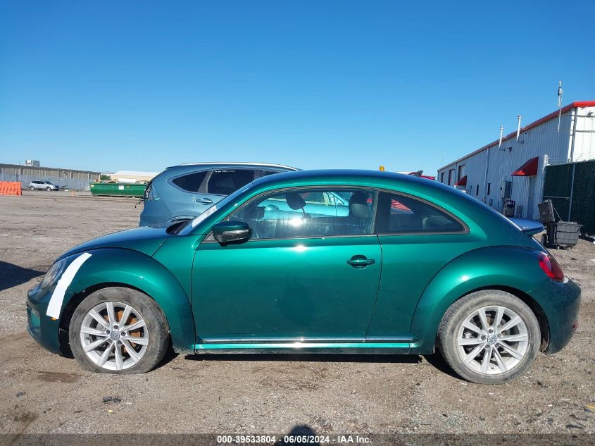 2018 Volkswagen Beetle 2.0T Coast/2.0T S VIN: 3VWFD7AT8JM716592 Lot: 39533804