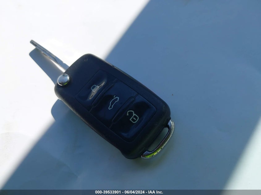 2013 Volkswagen Jetta Sportwagen 2.0L Tdi VIN: 3VWML7AJ2DM632300 Lot: 39533901