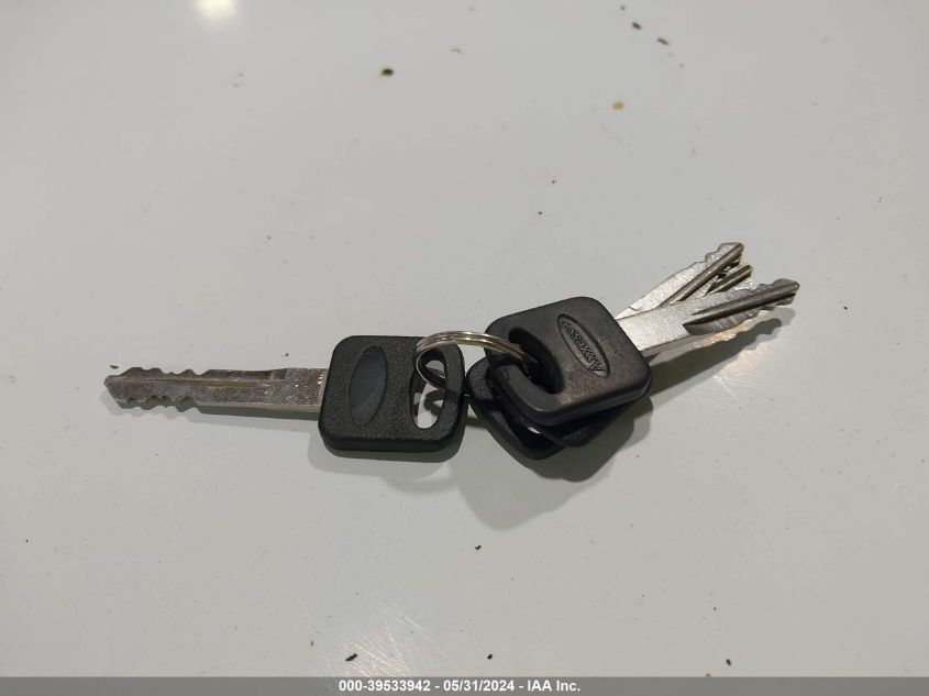 1998 Ford F-150 Lariat/Standard/Xl/Xlt VIN: 1FTRF17W4WKB60790 Lot: 39533942