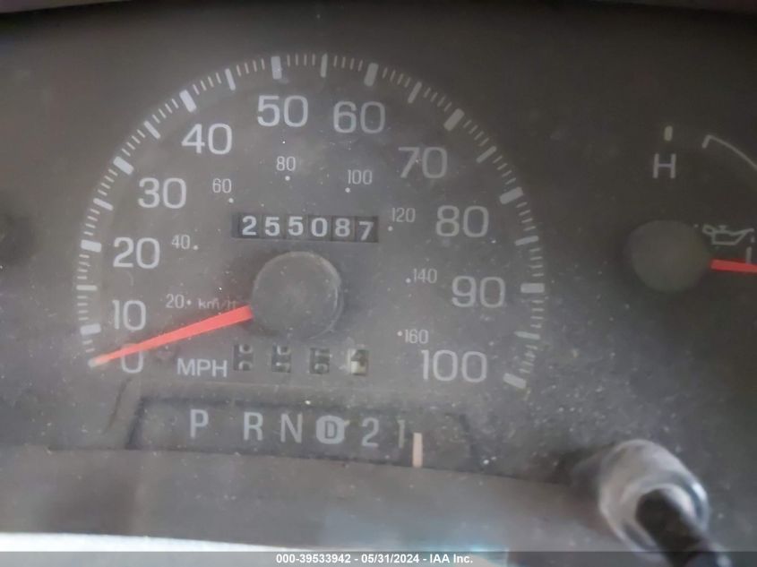 1998 Ford F-150 Lariat/Standard/Xl/Xlt VIN: 1FTRF17W4WKB60790 Lot: 39533942