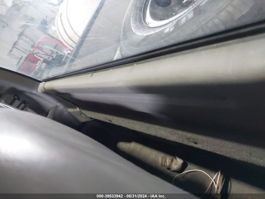 1998 Ford F-150 Lariat/Standard/Xl/Xlt VIN: 1FTRF17W4WKB60790 Lot: 39533942