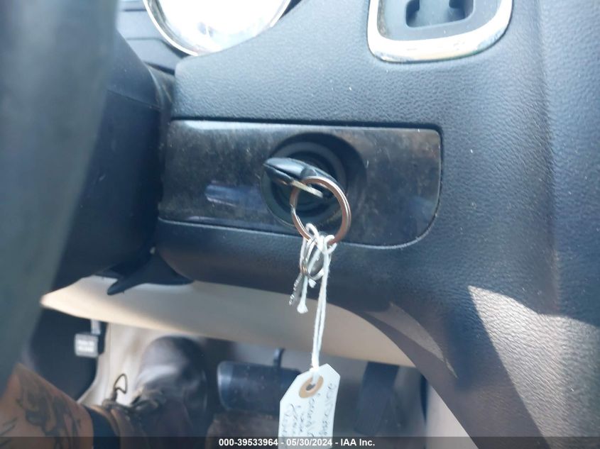 2011 Dodge Grand Caravan Crew VIN: 2D4RN5DG3BR751571 Lot: 39533964