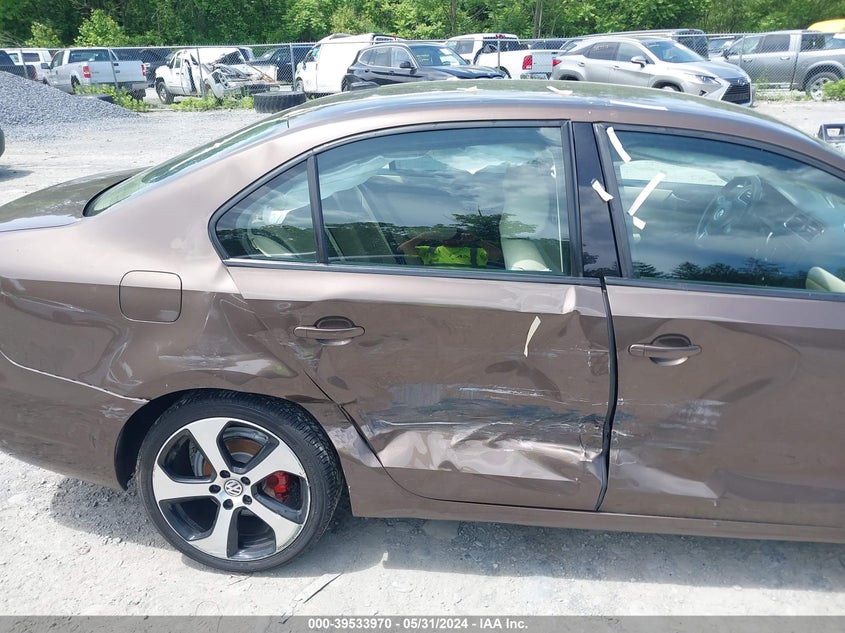 2011 Volkswagen Jetta 2.5L Se VIN: 3VWDX7AJ5BM020268 Lot: 39533970