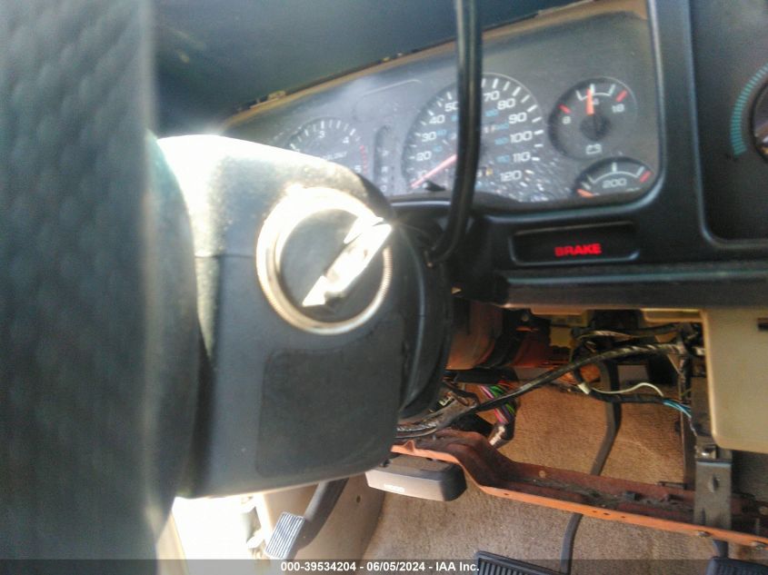 1996 Dodge Ram 2500 VIN: 1B7KC23W4TJ106400 Lot: 39534204