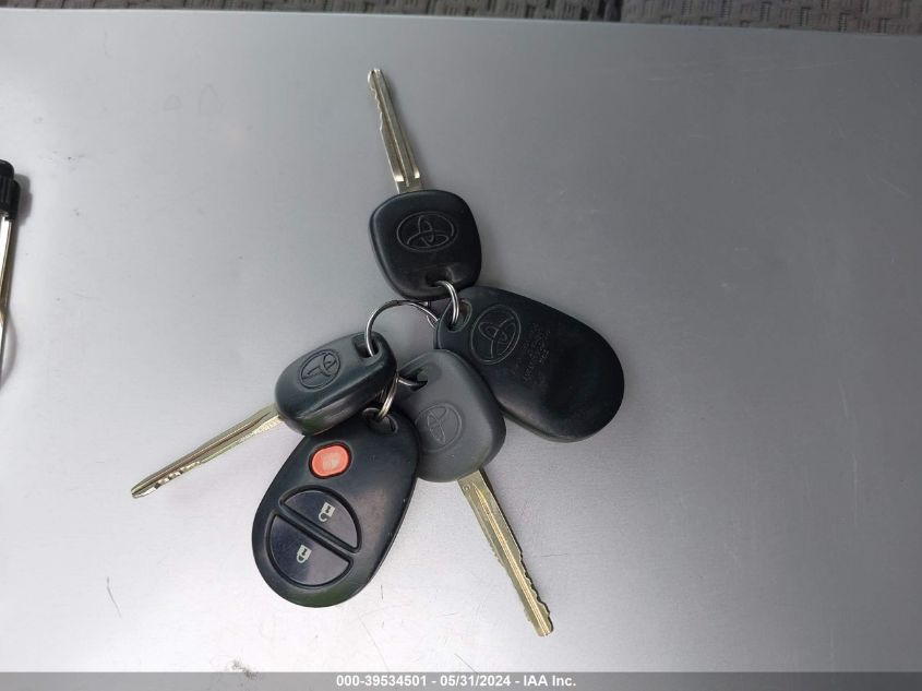 2010 Toyota Tundra Grade 5.7L V8 VIN: 5TFUW5F10AX141074 Lot: 39534501