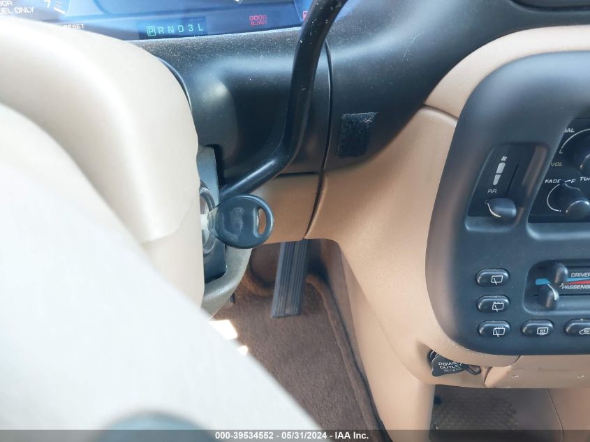 1998 Dodge Grand Caravan Se/Sport VIN: 2B4GP44G9WR712396 Lot: 39534552