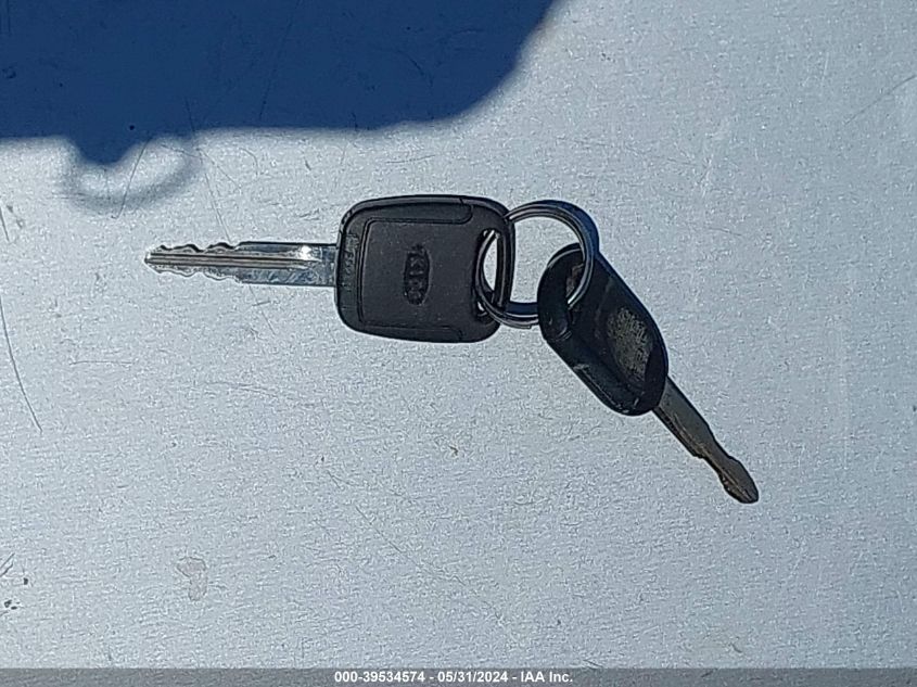 2005 Ford Explorer Xlt/Xlt Sport VIN: 1FMZU73E15UA13976 Lot: 39534574