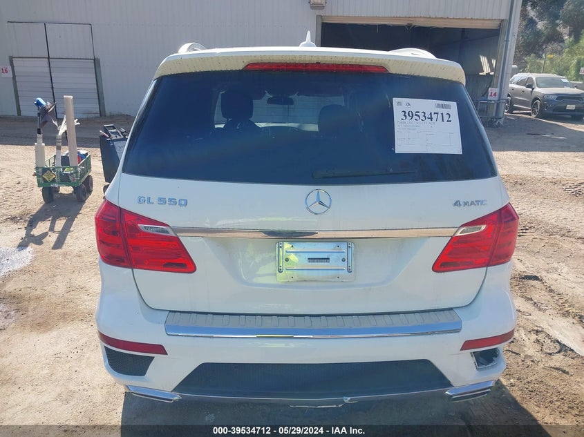 2015 MERCEDES-BENZ GL 550 4MATIC - 4JGDF7DEXFA536175