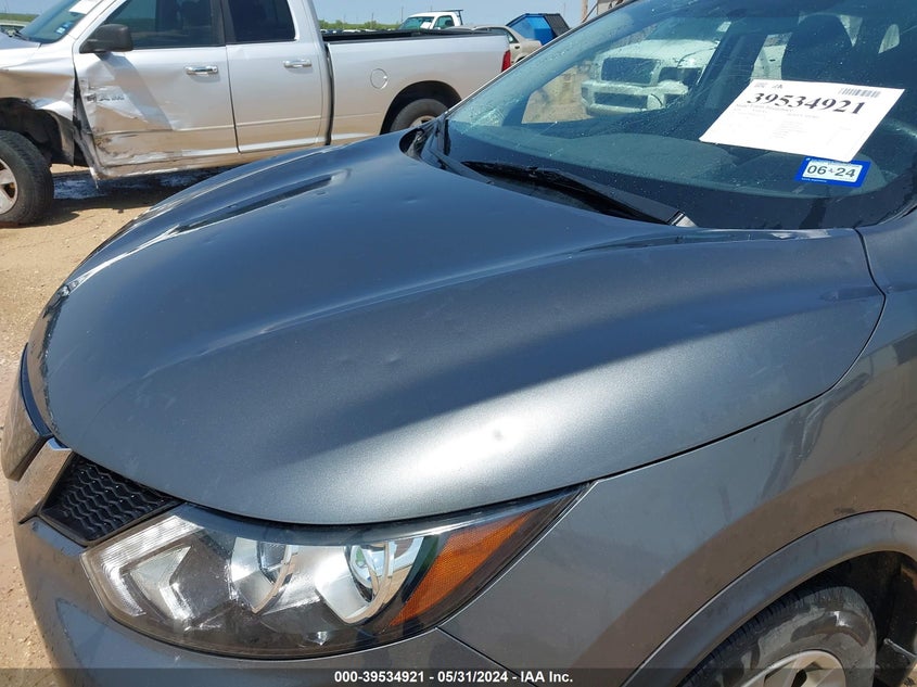 2018 Nissan Rogue Sport S VIN: JN1BJ1CP8JW161024 Lot: 39534921