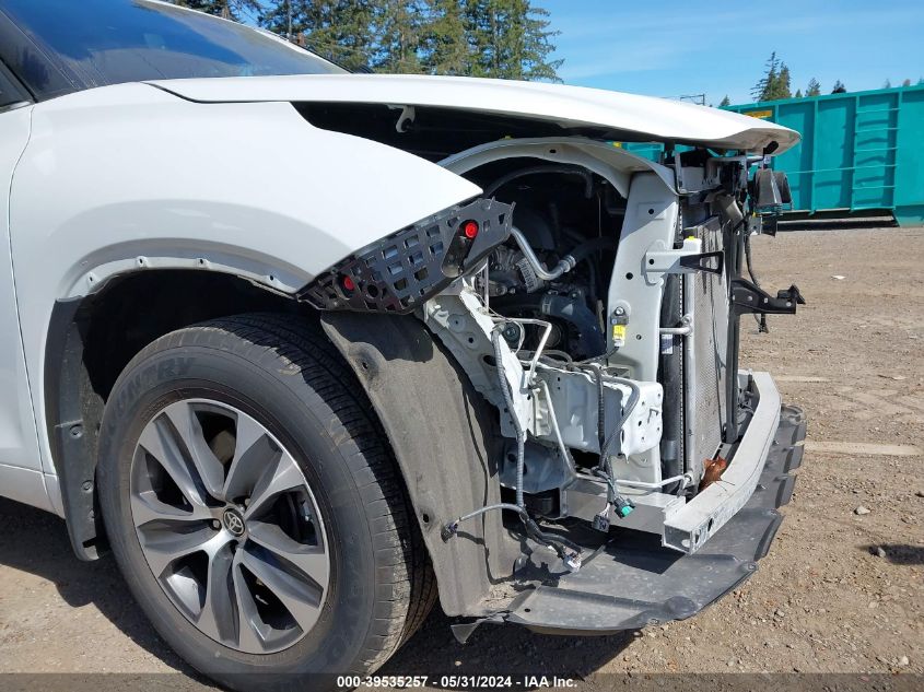 2022 Toyota Highlander Xle VIN: 5TDGZRBH5NS213252 Lot: 39535257