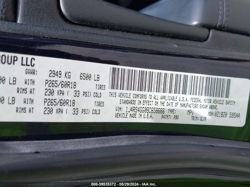 2011 Jeep Grand Cherokee Laredo VIN: 1J4RS4GG0BC658666 Lot: 39535372