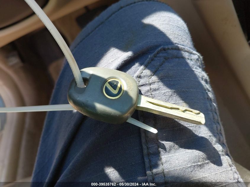 2003 Lexus Es 300 VIN: JTHBF30G330129035 Lot: 39535762