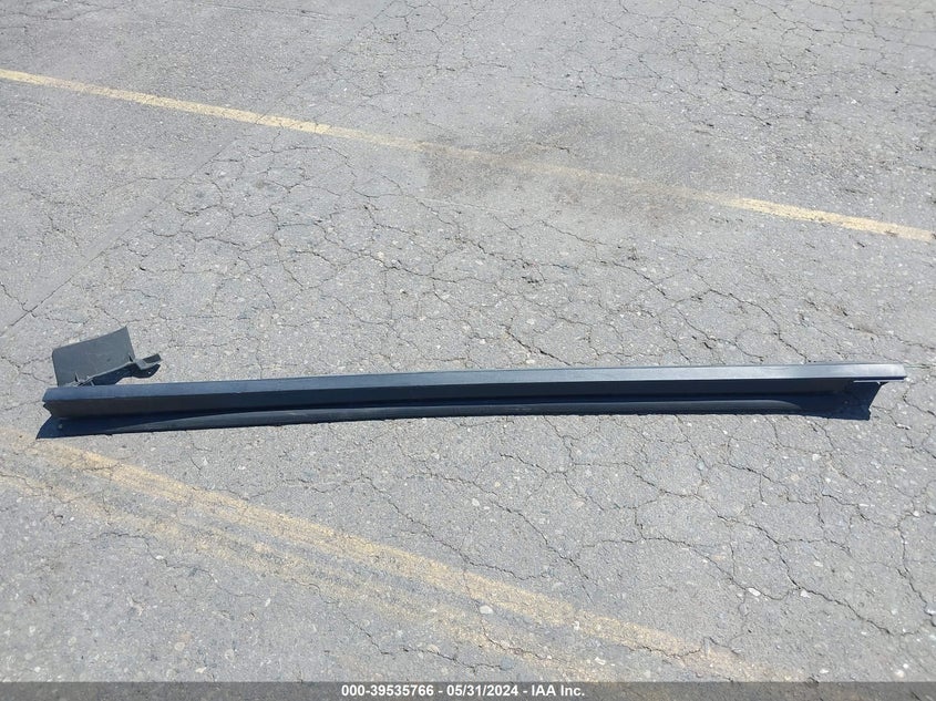 2023 GMC ACADIA AWD SLT - 1GKKNUL46PZ166999