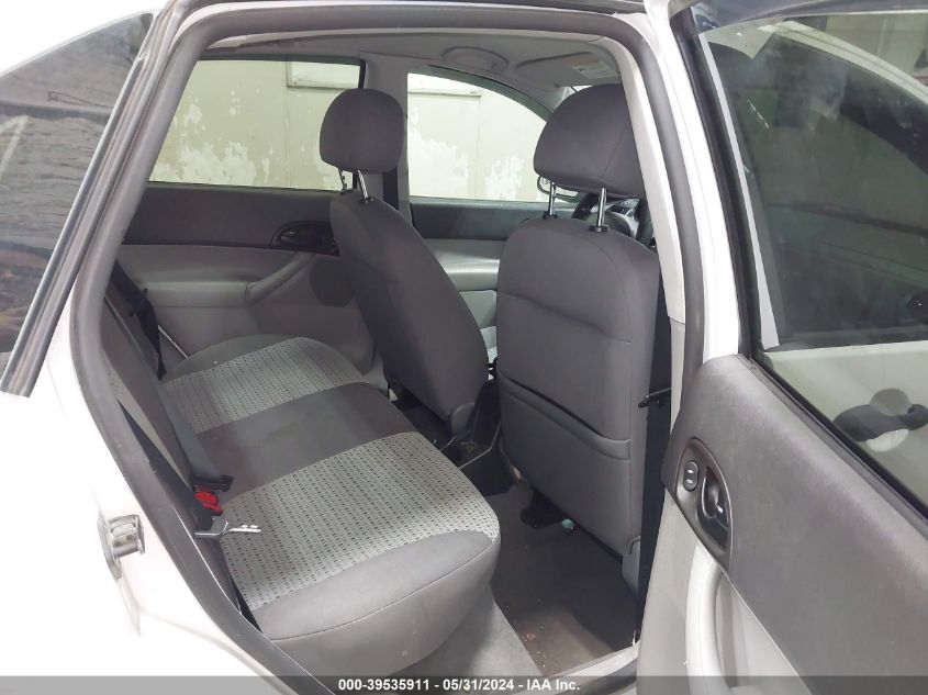 2007 Ford Focus Zx4/S/Se/Ses VIN: 1FAFP34N27W288789 Lot: 39535911