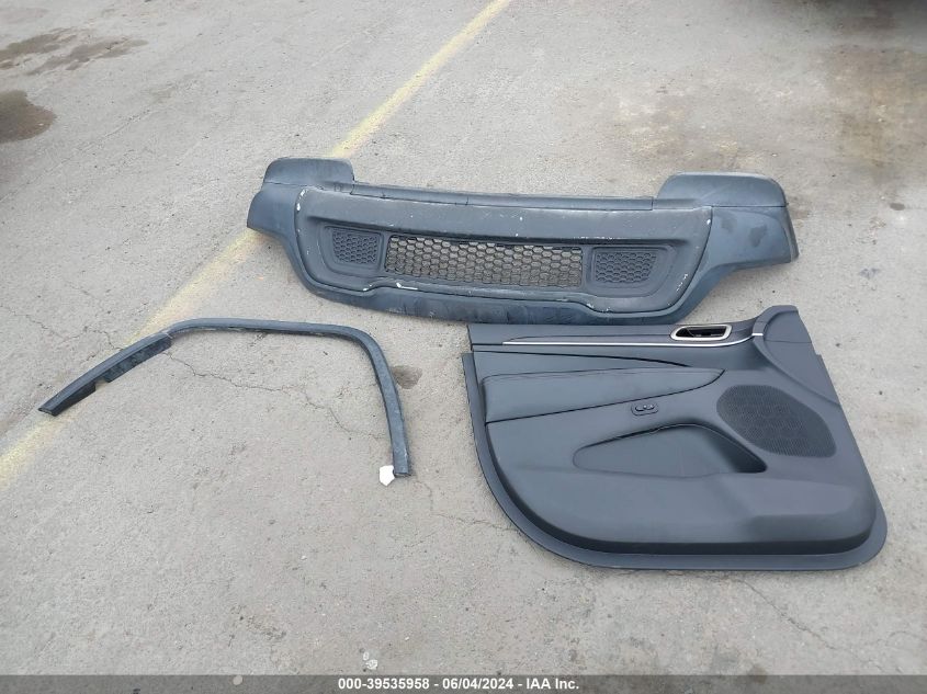 2016 Jeep Grand Cherokee Limited VIN: 1C4RJEBGXGC329227 Lot: 39535958