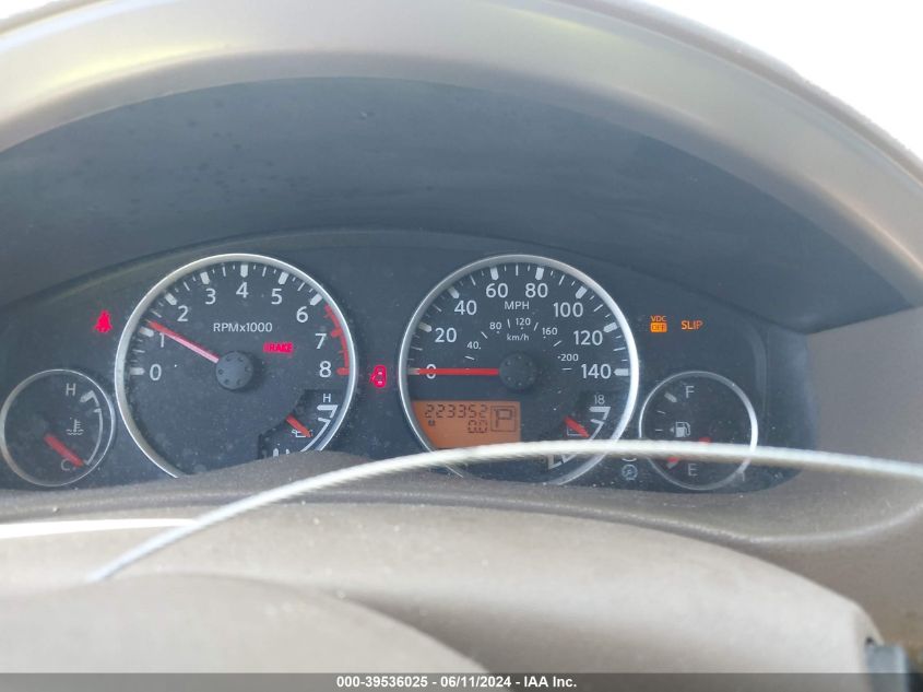 2005 Nissan Pathfinder Le VIN: 5N1AR18U15C772726 Lot: 39536025