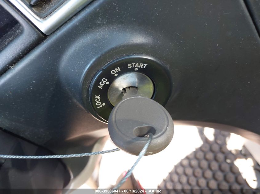 2005 Chrysler Pacifica Touring VIN: 2C4GM68415R386714 Lot: 39536047