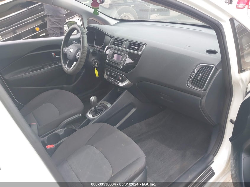 2016 KIA RIO LX - KNADM5A34G6686267