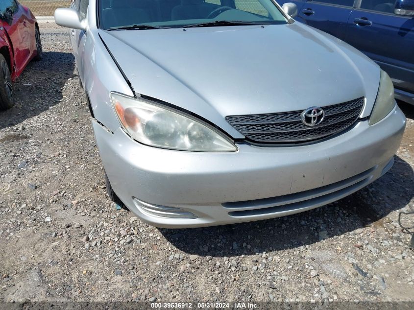 2002 Toyota Camry Le V6 VIN: 4T1BF32K22U501020 Lot: 39536912