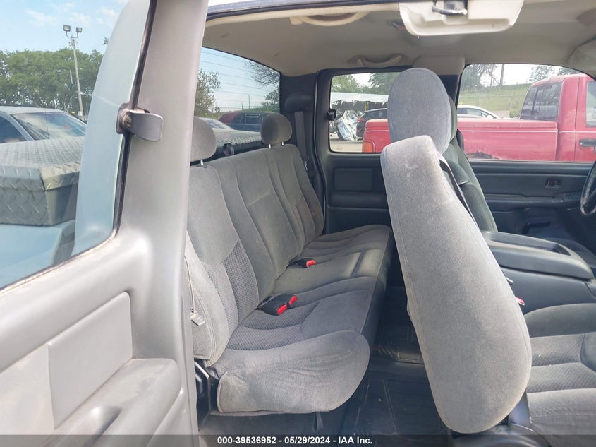 2004 Chevrolet Silverado 1500 Z71 VIN: 2GCEK19T041112200 Lot: 39536952