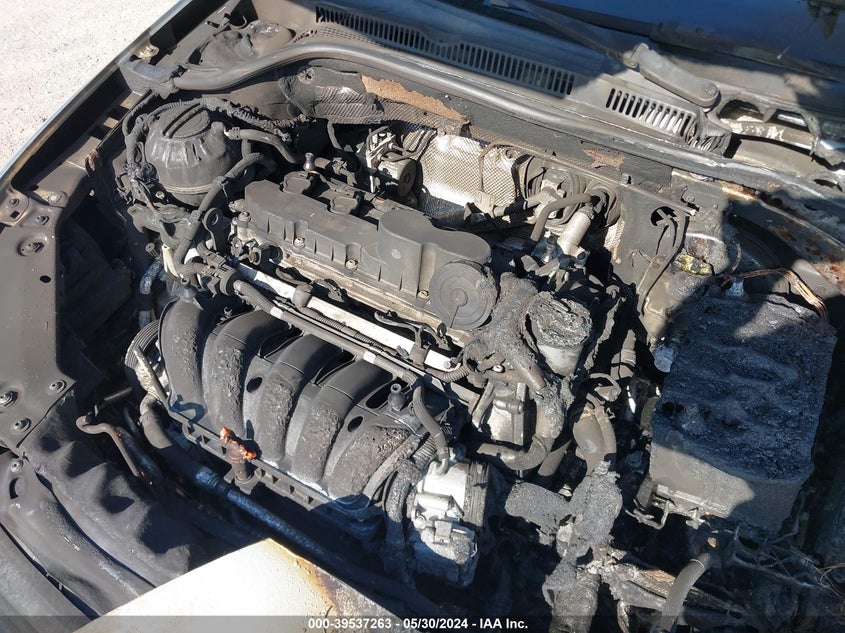 2011 Volkswagen Jetta 2.5L Se VIN: 3VWDX7AJ2BM335982 Lot: 39537263