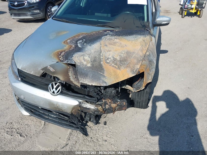 2011 Volkswagen Jetta 2.5L Se VIN: 3VWDX7AJ2BM335982 Lot: 39537263