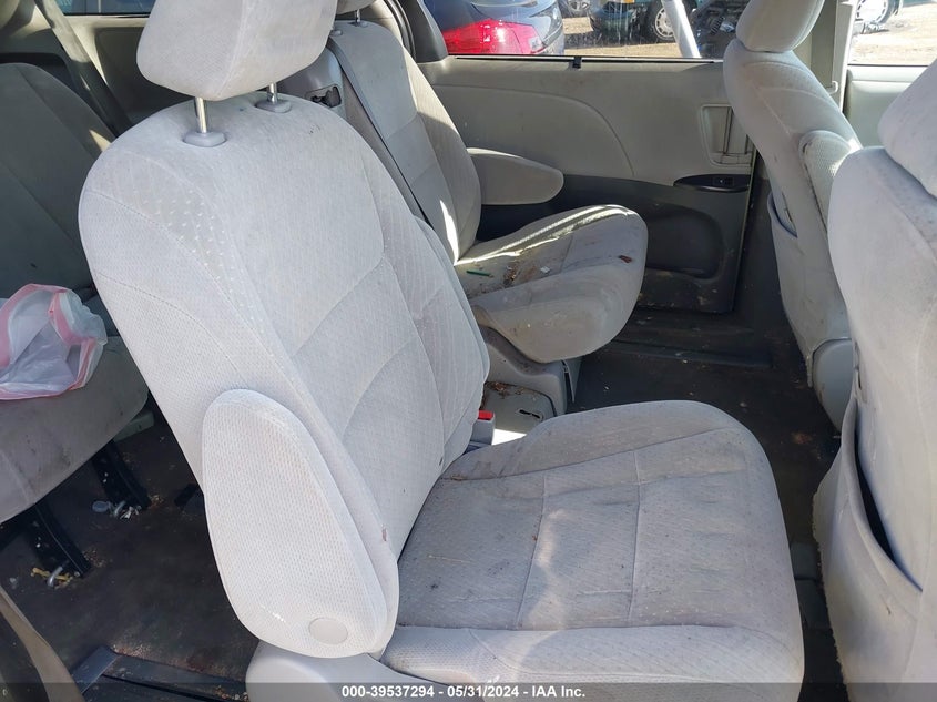 2020 Toyota Sienna Le VIN: 5TDKZ3DC7LS045474 Lot: 39537294