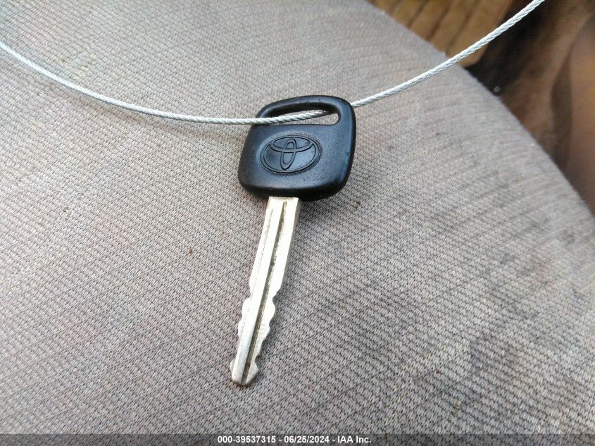 2003 Toyota Echo VIN: JTDAT123330313847 Lot: 39537315