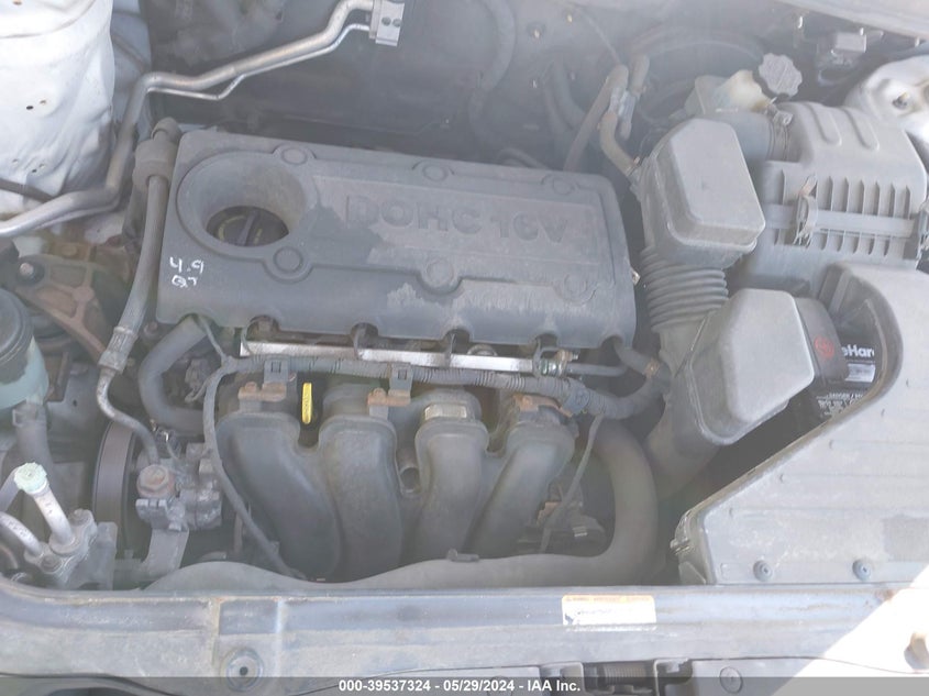 2010 Hyundai Santa Fe Gls VIN: 5NMSGDAB0AH400637 Lot: 39537324